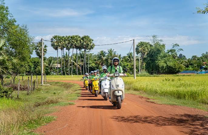 08. Tour Vespa Khám Phá Nông Thôn Hội An – Trải Nghiệm Văn Hóa & Ẩm Thực Độc Đáo ( Giá từ $65/khách)